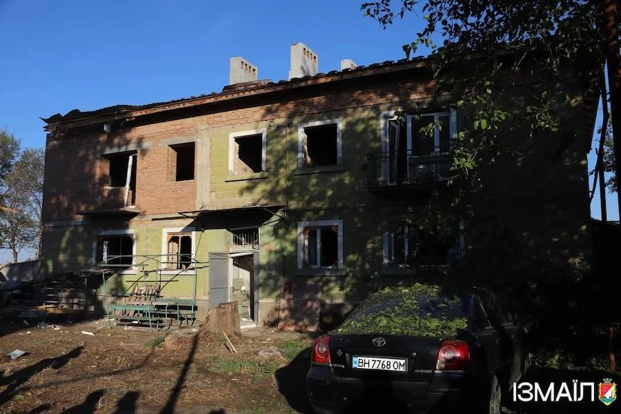 Нічний обстріл Ізмаїла: росіяни пошкодили будинки та медичний заклад