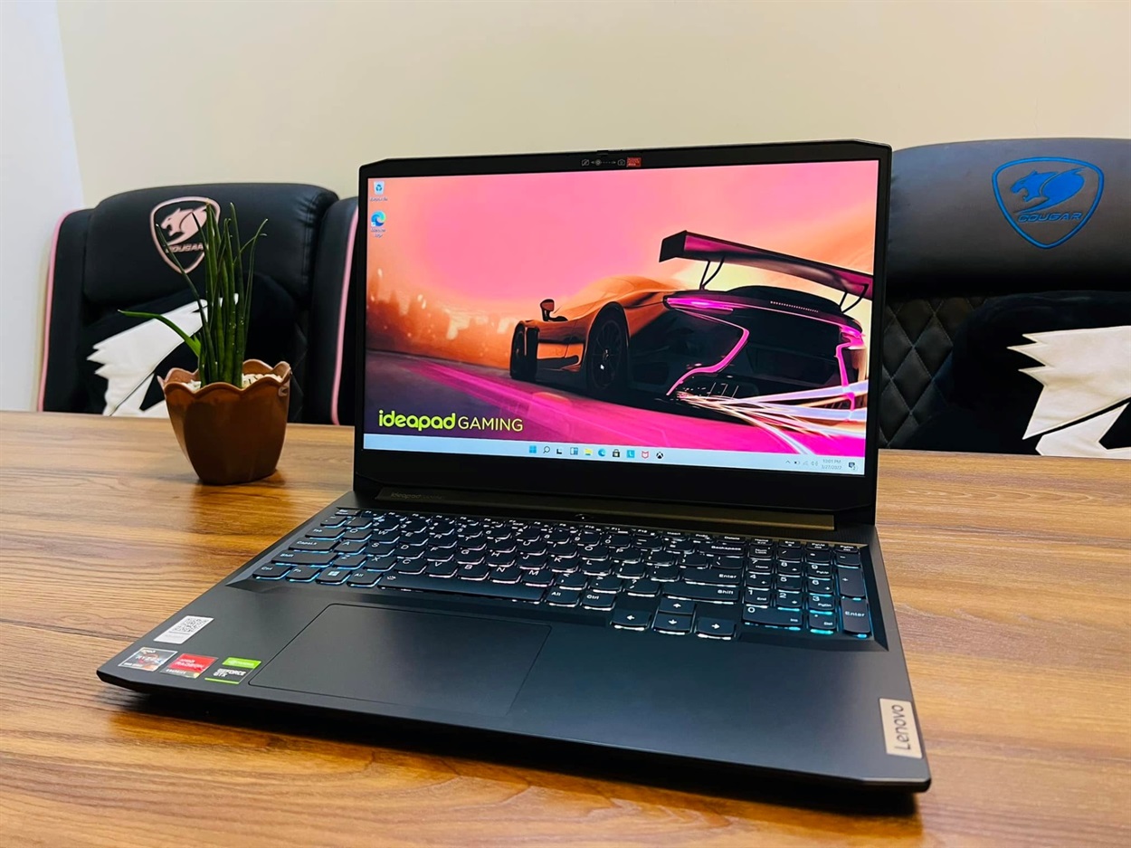 https://comfy.ua/noutbuk-igrovoj-lenovo-ideapad-gaming-3-15ach6-82k201b9ra-shadow-black.html