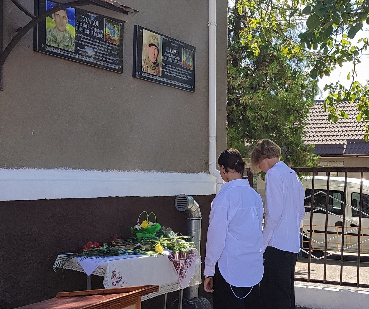 В Ізмаїлі вшанували пам'ять захисника Леоніда Шахрая, встановивши меморіальну дошку з його іменем