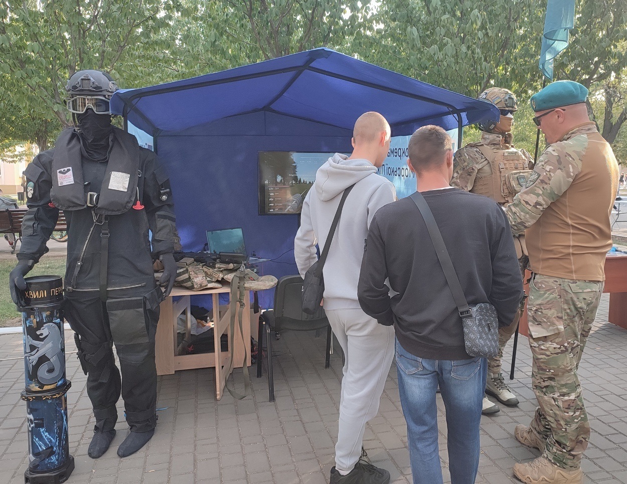 Симулятори керування дронами, тактична медицина і концерт: до Дня міста ВМС провели цікавий захід