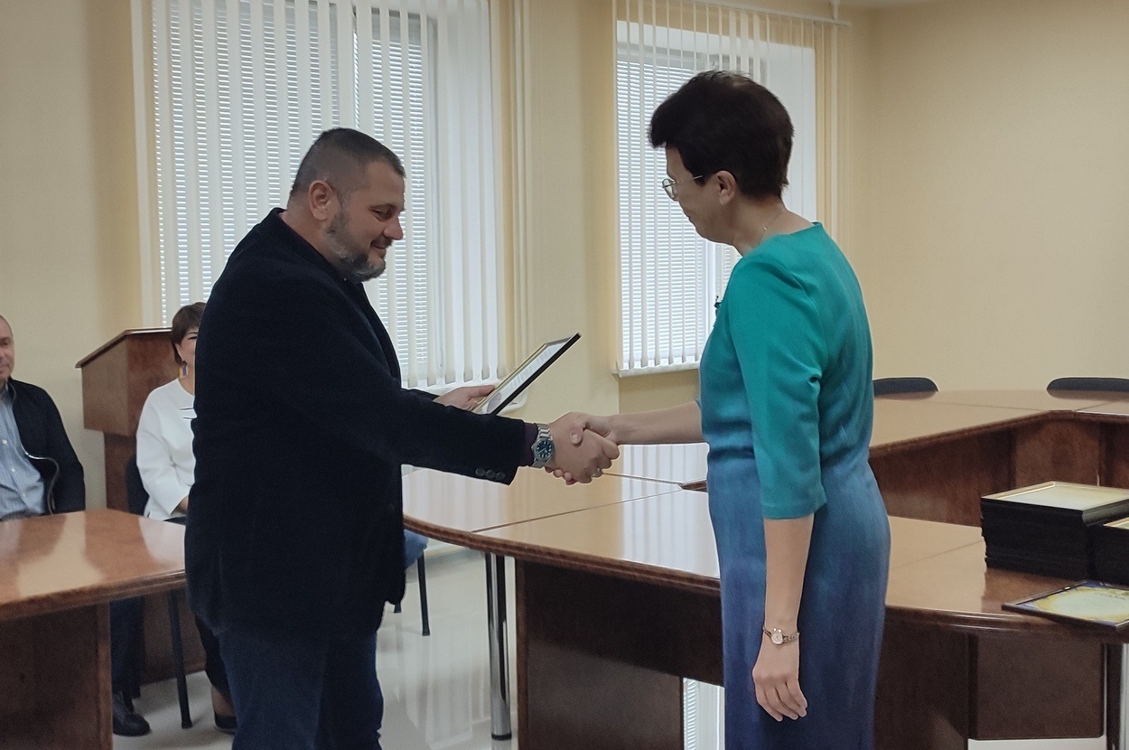 В Ізмаїлі урочисто нагородили найкращих представників освітньої галузі міста