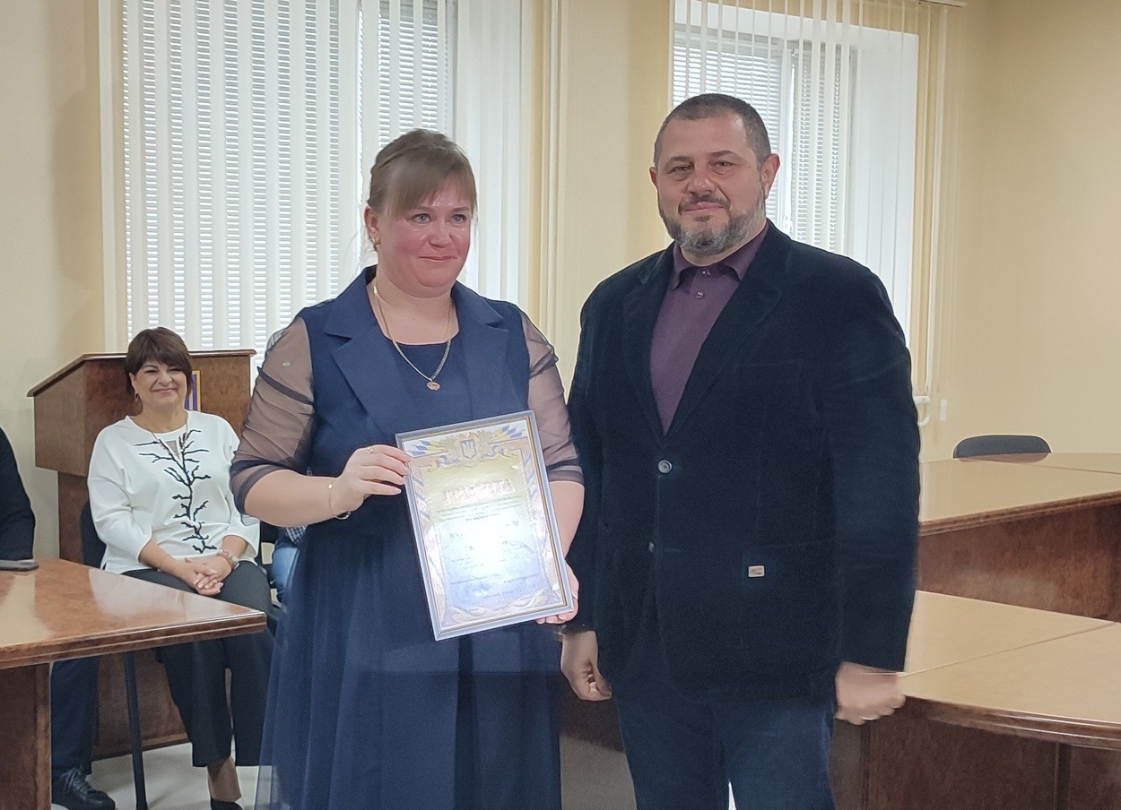 В Ізмаїлі урочисто нагородили найкращих представників освітньої галузі міста