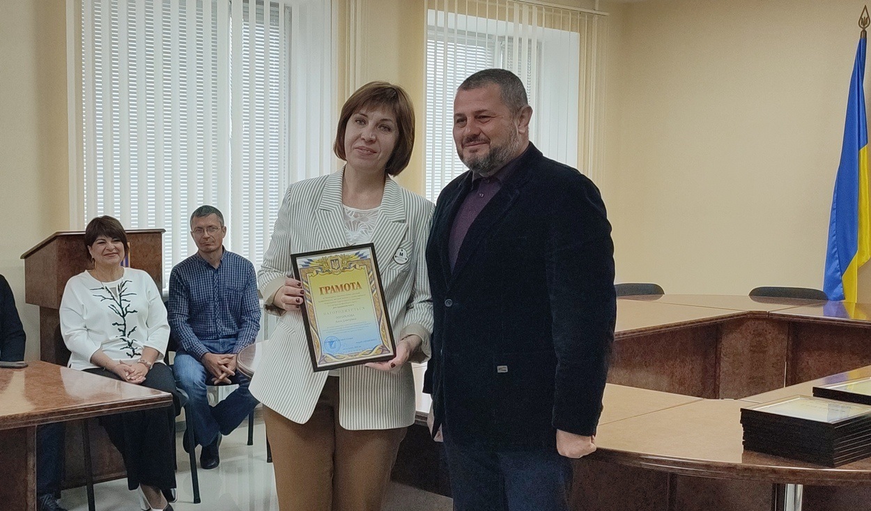 В Ізмаїлі урочисто нагородили найкращих представників освітньої галузі міста