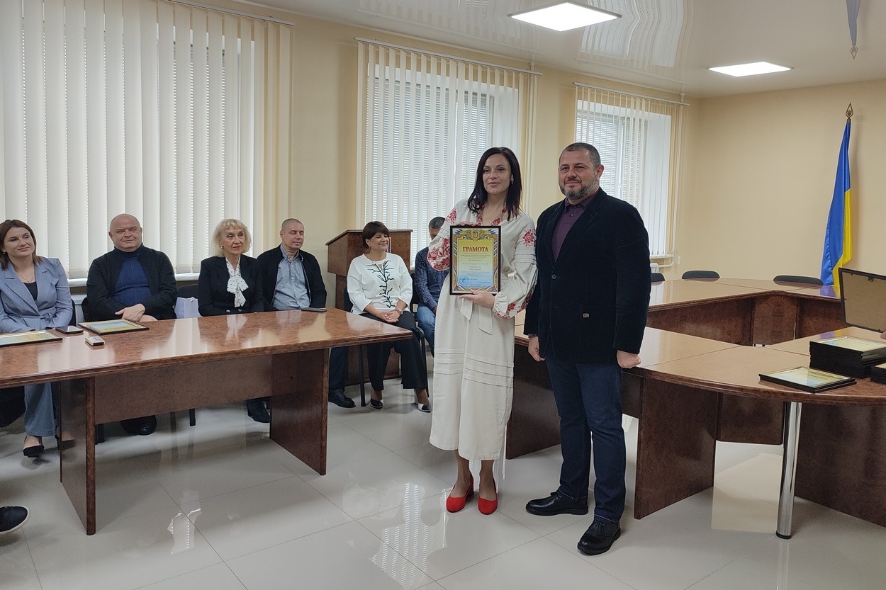 В Ізмаїлі урочисто нагородили найкращих представників освітньої галузі міста