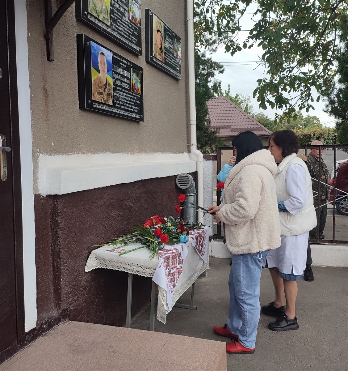 Меморіальну дошку з ім’ям ізмаїльського захисника Сергія Шелковнікова відкрили в Ізмаїлі