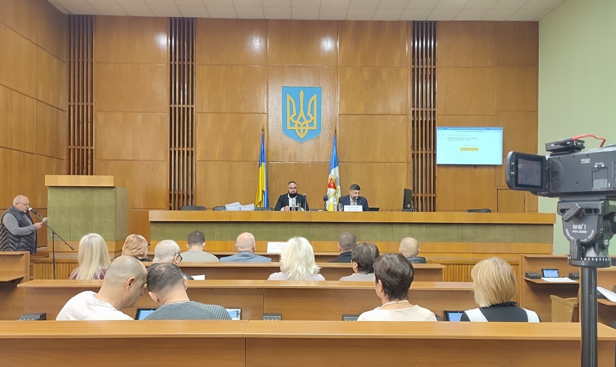 Сесія міськради: продовжено режим тиші в Ізмаїлі і погоджено взяття кредиту на ремонт лікарні