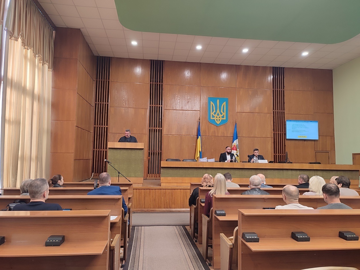 Сесія міськради: продовжено режим тиші в Ізмаїлі і погоджено взяття кредиту на ремонт лікарні