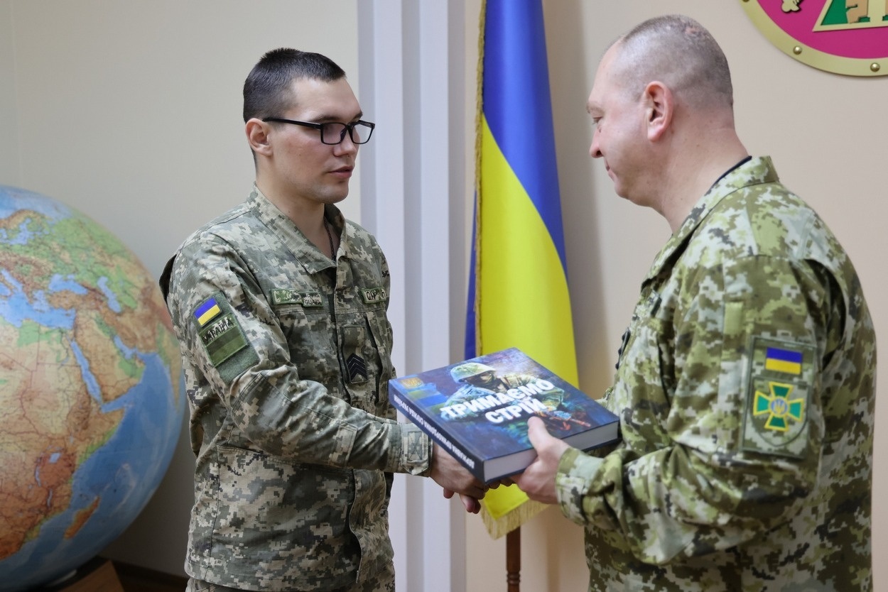 Відзнаки отримали ті, хто три роки працював над тим, щоб повернути полонених зі Зміїного