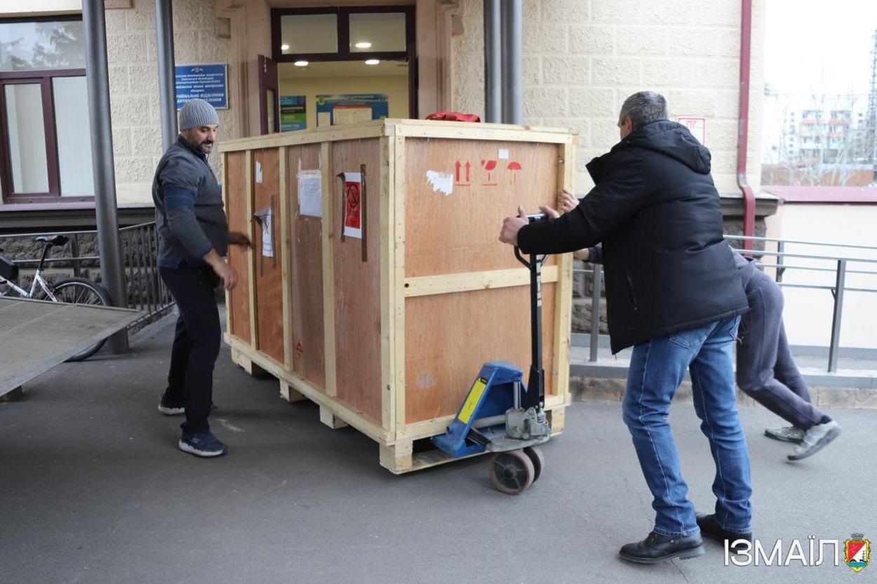 Ізмаїльська міська центральна лікарня отримала мобільну рентгенівську систему