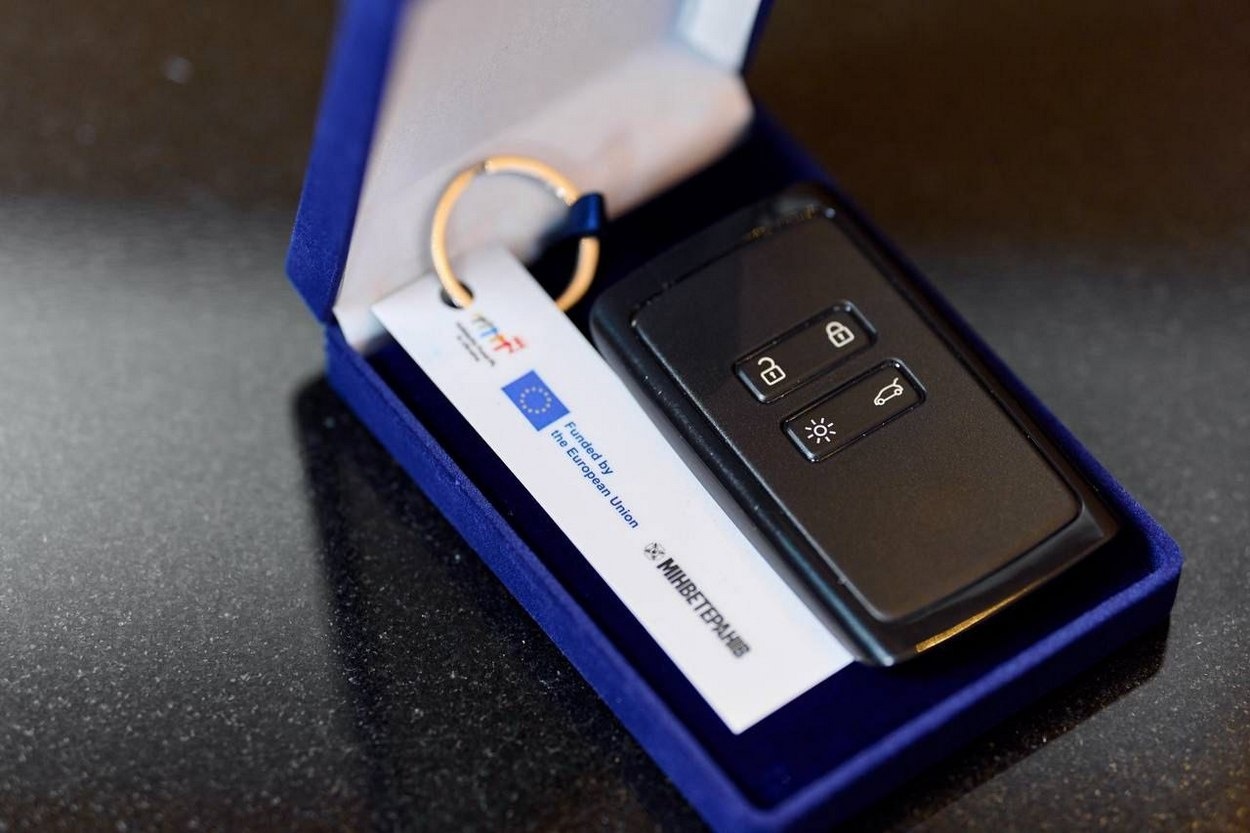 Саф’янівській громаді передали авто для роботи мобільної команди Центру психосоціальної підтримки