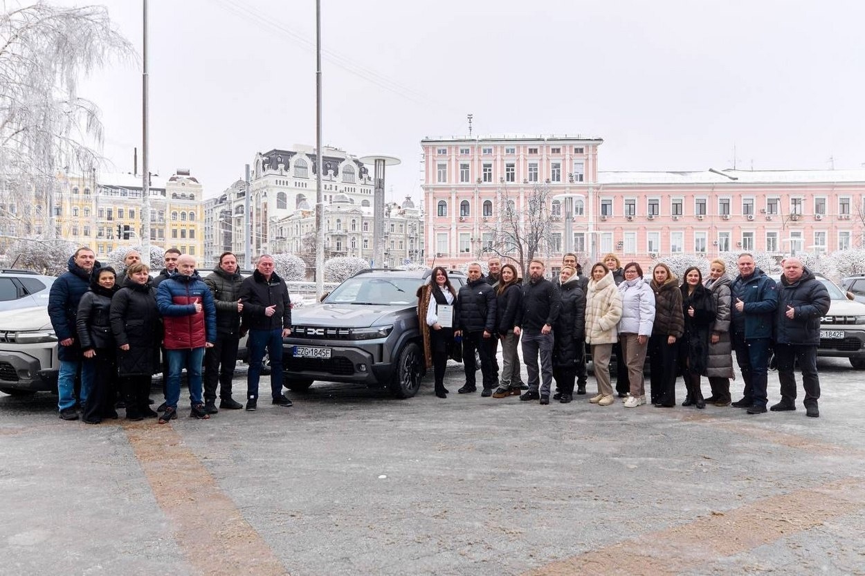 Саф’янівській громаді передали авто для роботи мобільної команди Центру психосоціальної підтримки