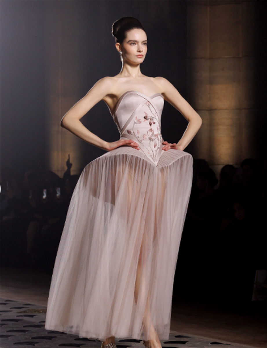 Українська модель з Ізмаїла Віра Бошкова взяла участь у Тижні моди в Парижі