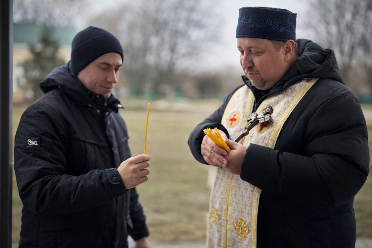 В Ізмаїлі у підрозділах Морської охорони освятили стрітенські свічки