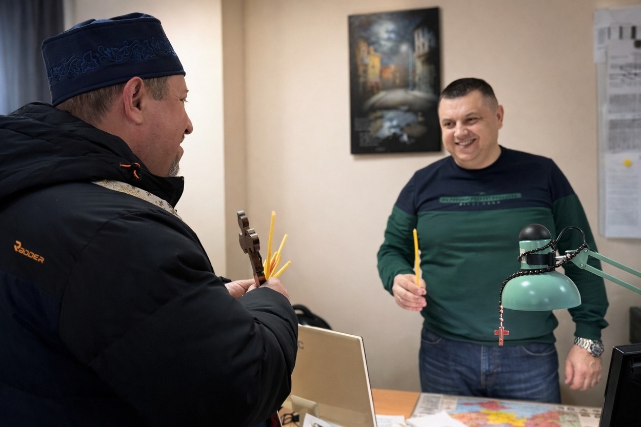 В Ізмаїлі у підрозділах Морської охорони освятили стрітенські свічки