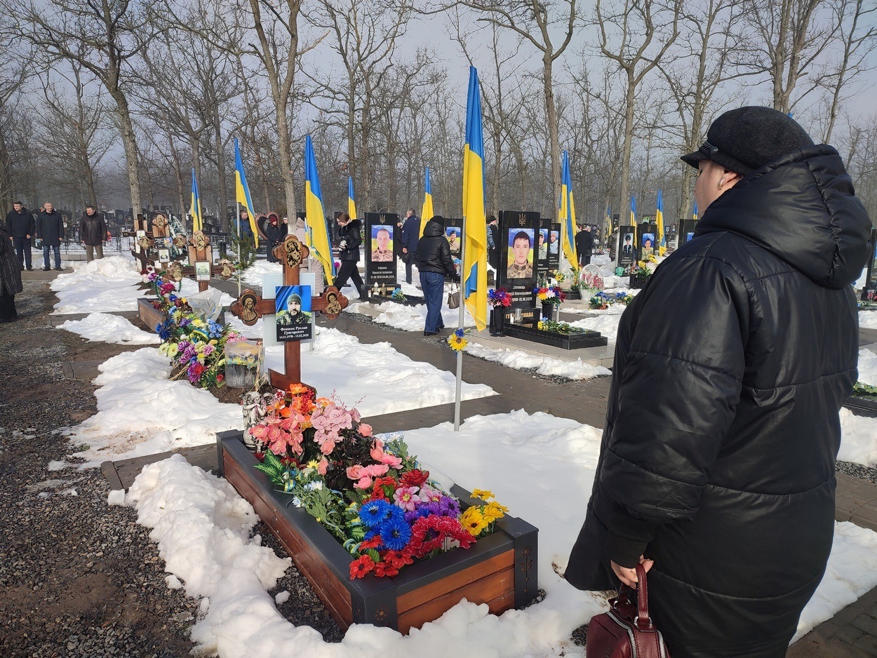 У четверту річницю повномасштабного вторгнення рф в Україну Ізмаїл вшанував пам'ять полеглих воїнів