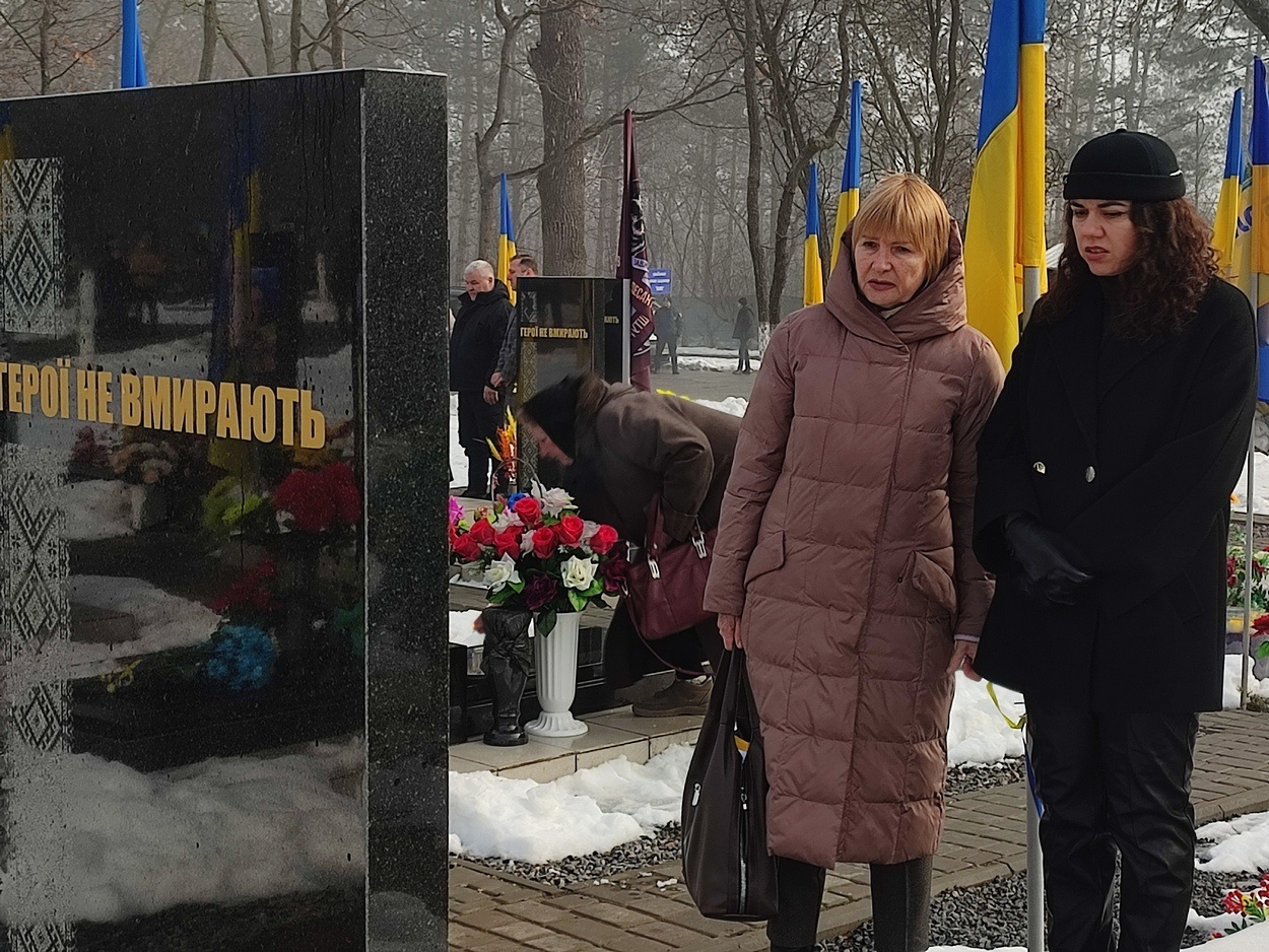 У четверту річницю повномасштабного вторгнення рф в Україну Ізмаїл вшанував пам'ять полеглих воїнів