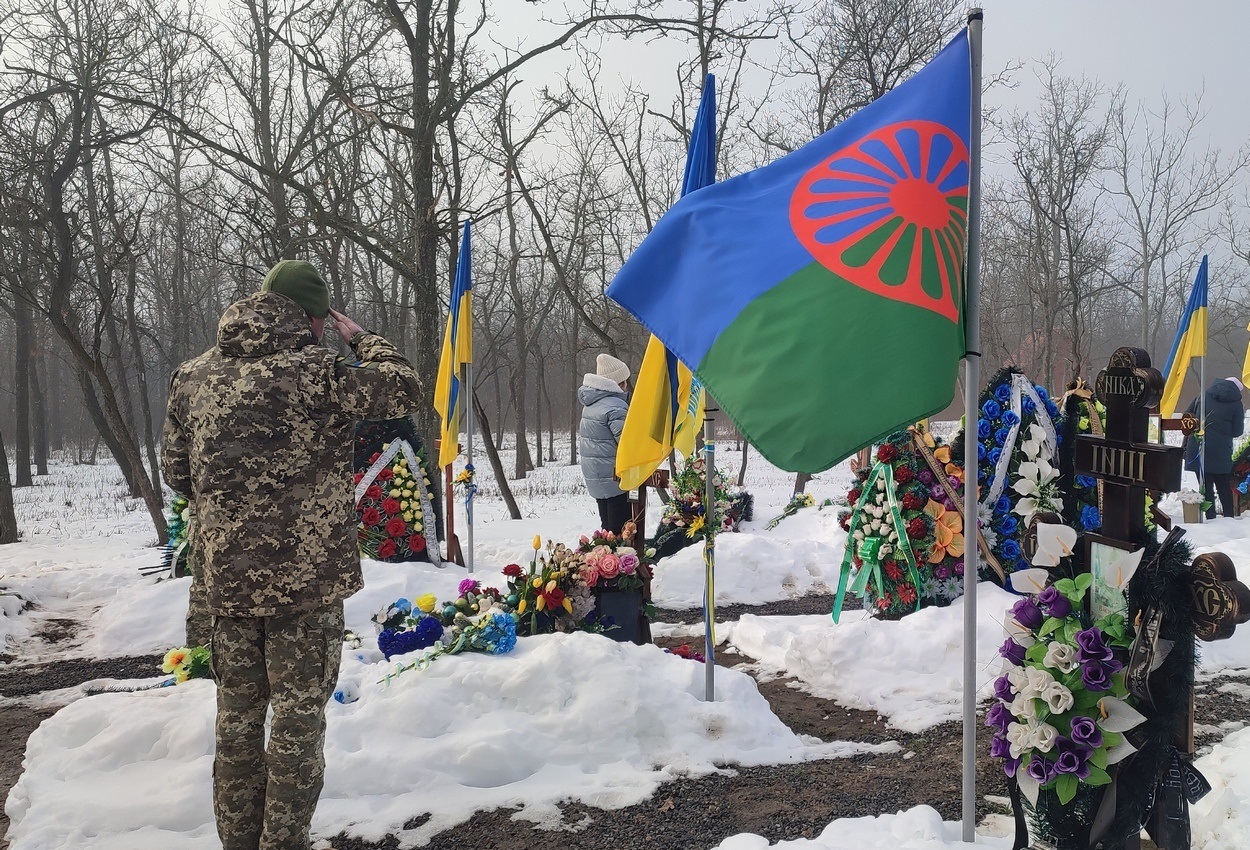 У четверту річницю повномасштабного вторгнення рф в Україну Ізмаїл вшанував пам'ять полеглих воїнів