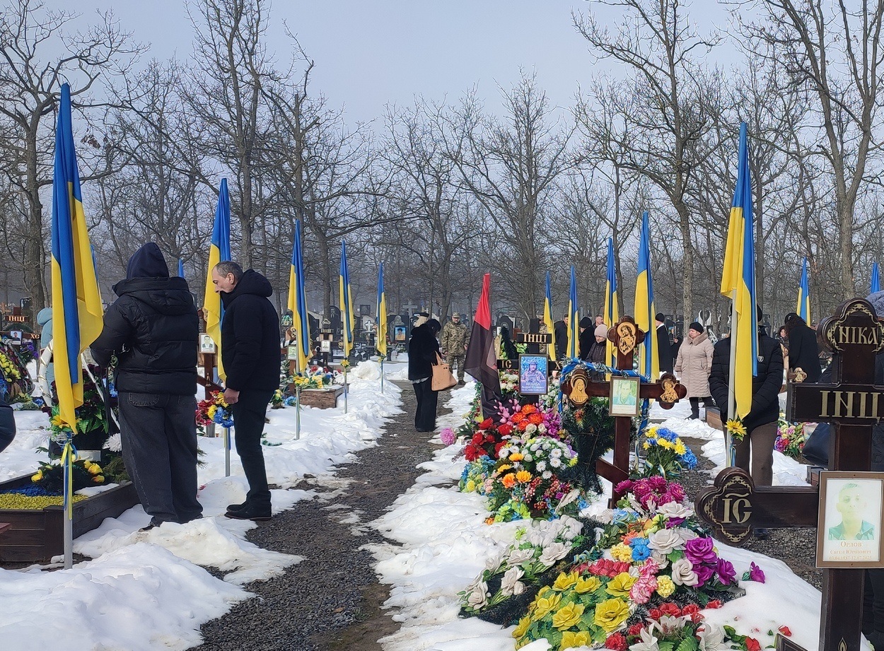 У четверту річницю повномасштабного вторгнення рф в Україну Ізмаїл вшанував пам'ять полеглих воїнів