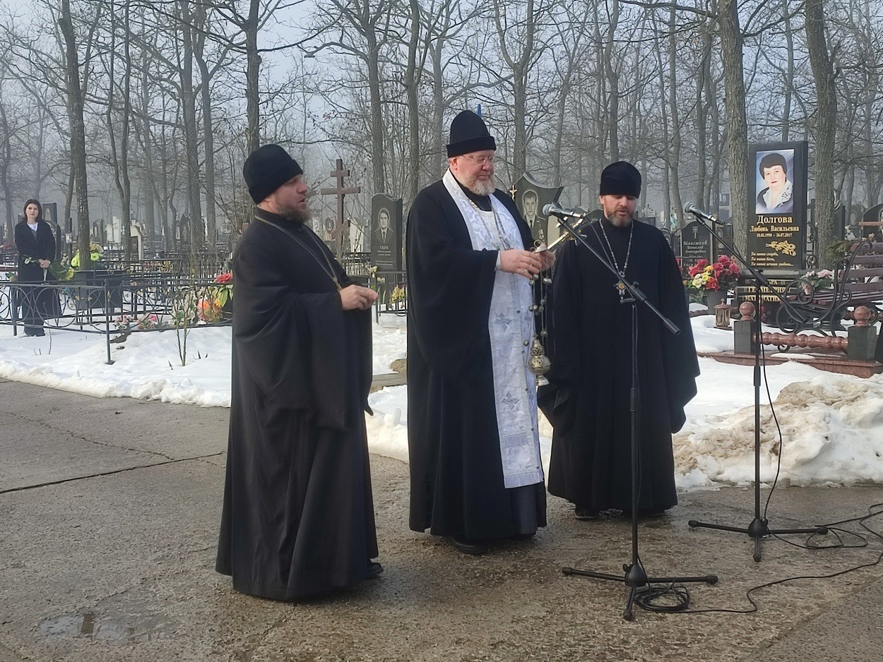 У четверту річницю повномасштабного вторгнення рф в Україну Ізмаїл вшанував пам'ять полеглих воїнів