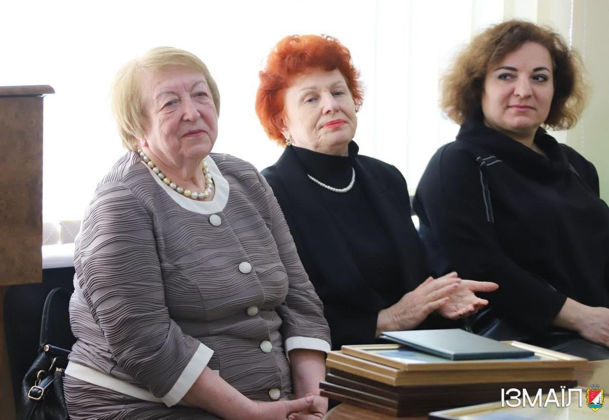 В Ізмаїлі напередодні професійного свята привітали кращих працівників галузі ЖКГ