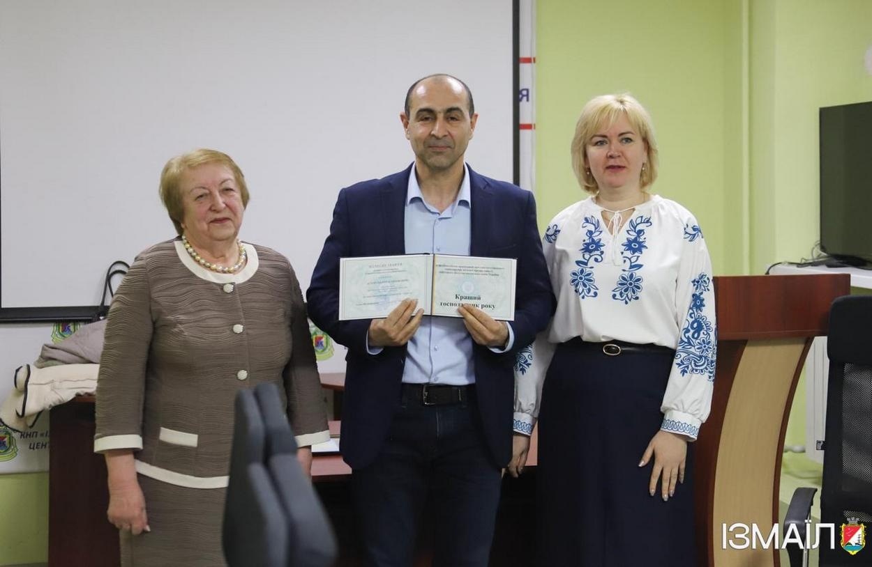 В Ізмаїлі напередодні професійного свята привітали кращих працівників галузі ЖКГ