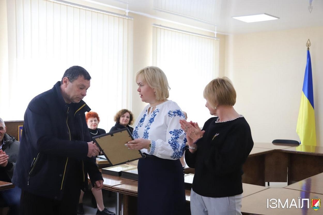 В Ізмаїлі напередодні професійного свята привітали кращих працівників галузі ЖКГ