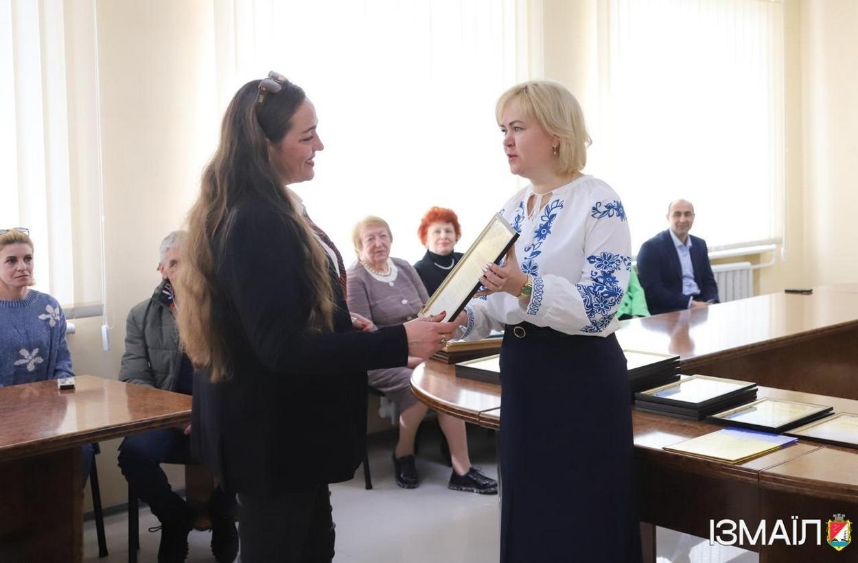 В Ізмаїлі напередодні професійного свята привітали кращих працівників галузі ЖКГ