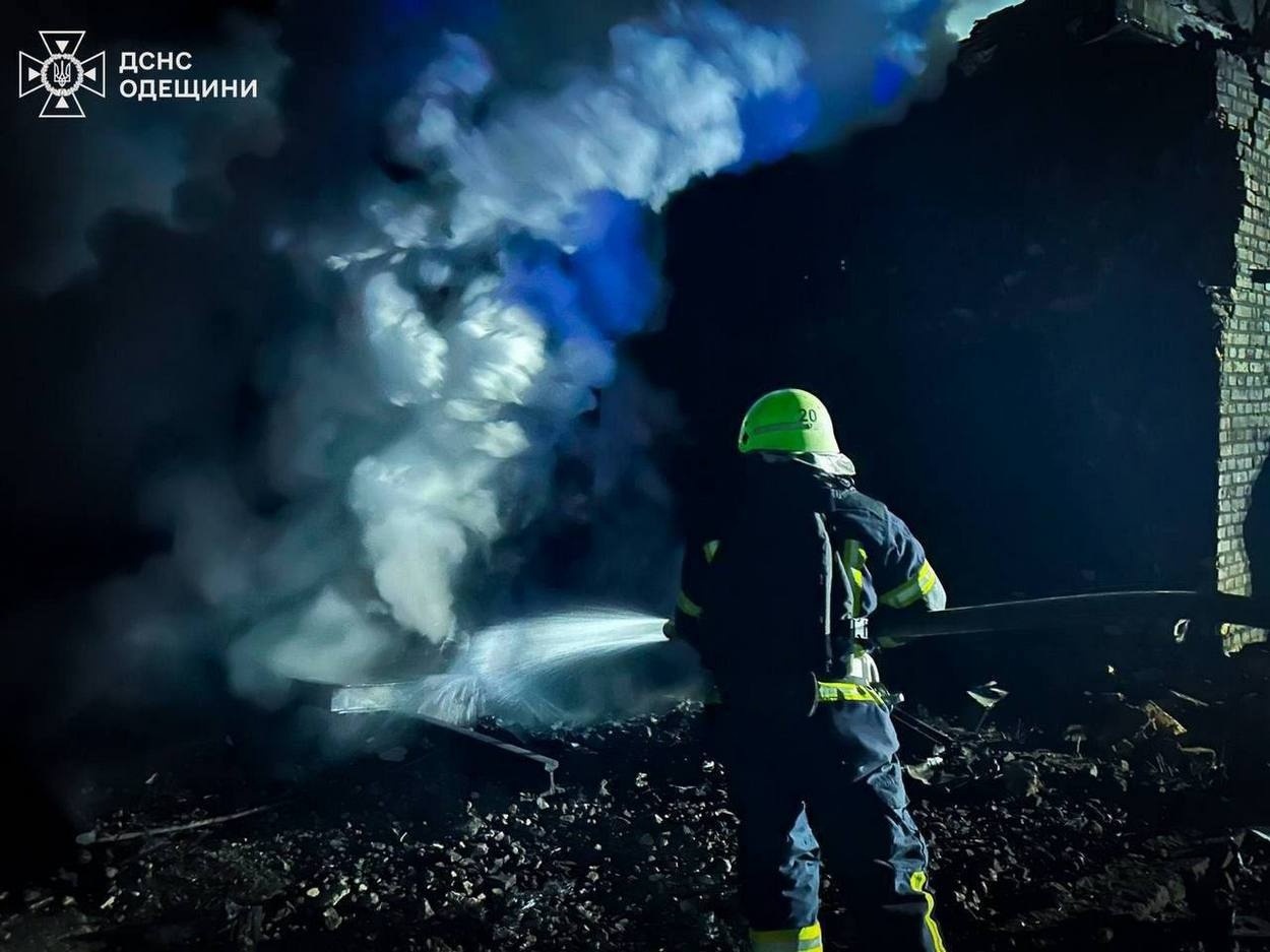 Вночі росія знову обстріляла Ізмаїл шахедами: без світла залишилися понад 7 тисяч абонентів