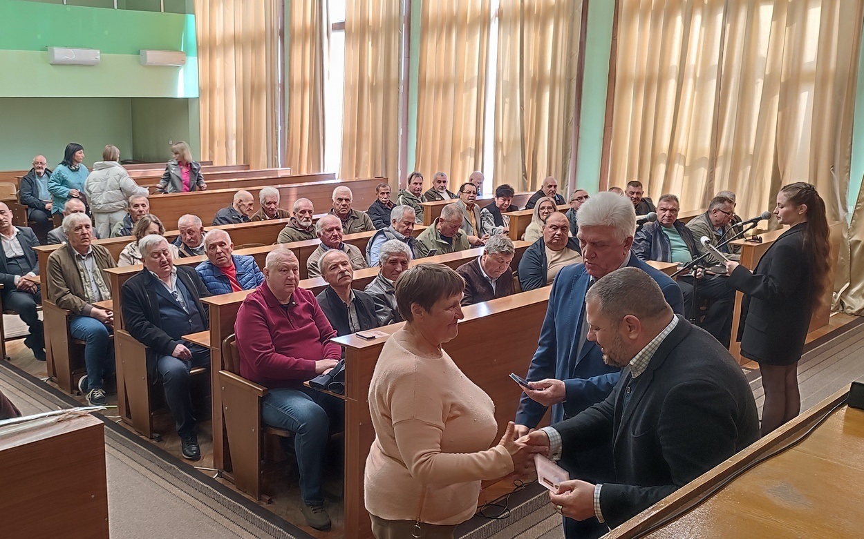 40 років потому: в Ізмаїлі пам’ятними медалями нагородили ліквідаторів аварії на ЧАЕС