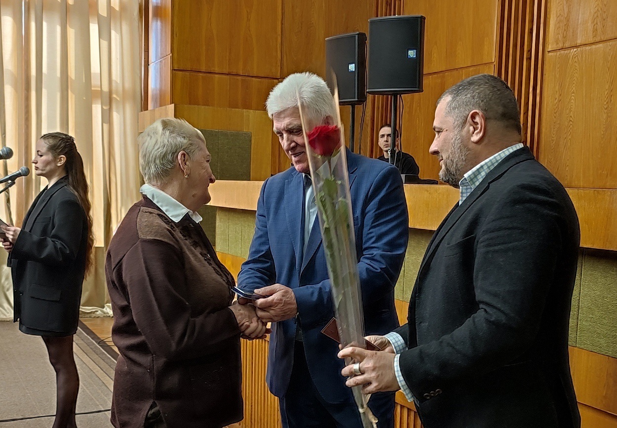 40 років потому: в Ізмаїлі пам’ятними медалями нагородили ліквідаторів аварії на ЧАЕС