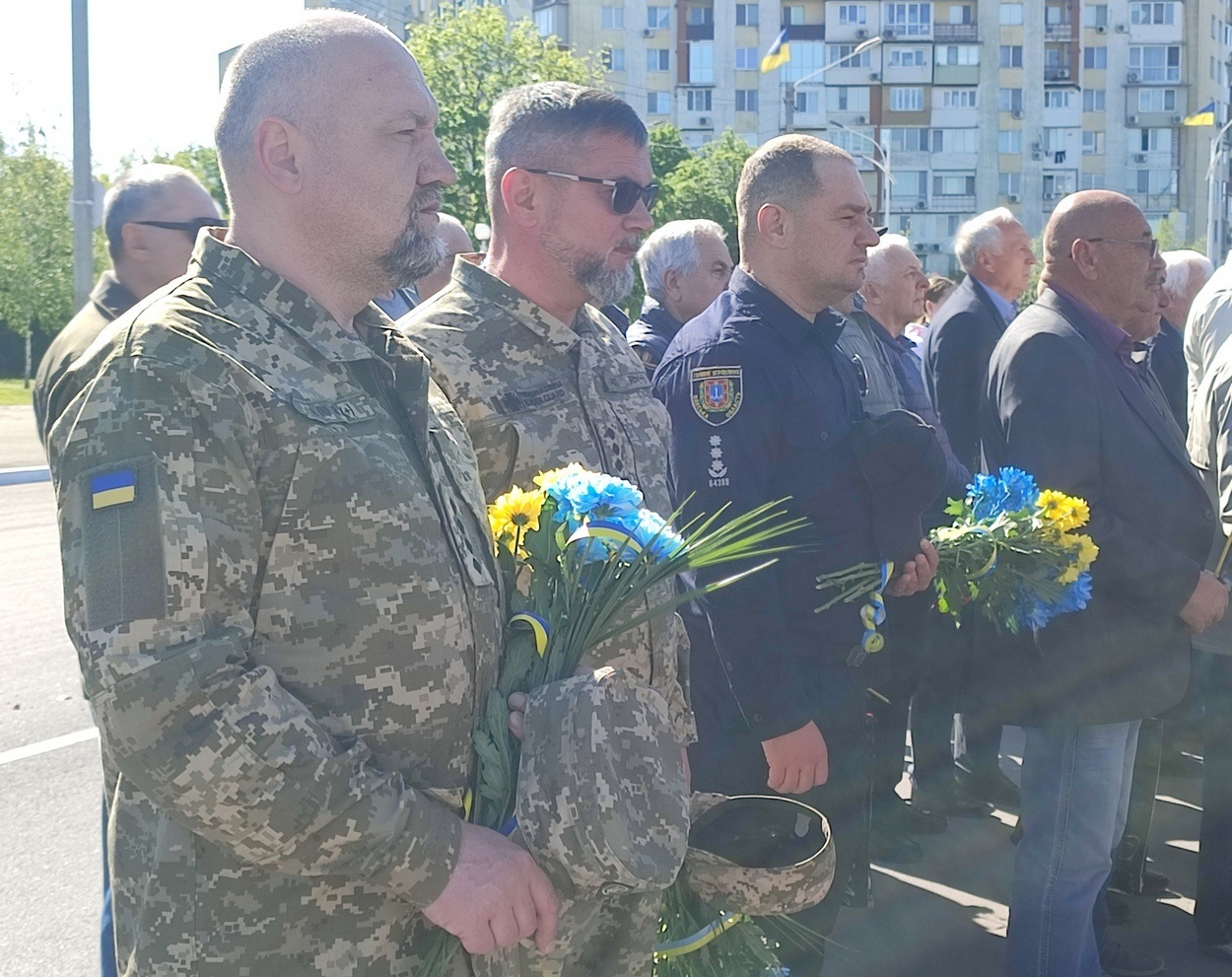 У 40-ві роковини аварії на ЧАЕС в Ізмаїлі поклали квіти до памʼятного знака ліквідаторам