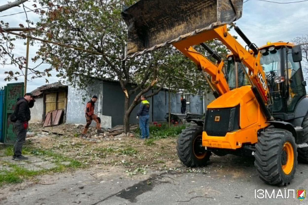 В Ізмаїлі йде ліквідація наслідків нічної атаки