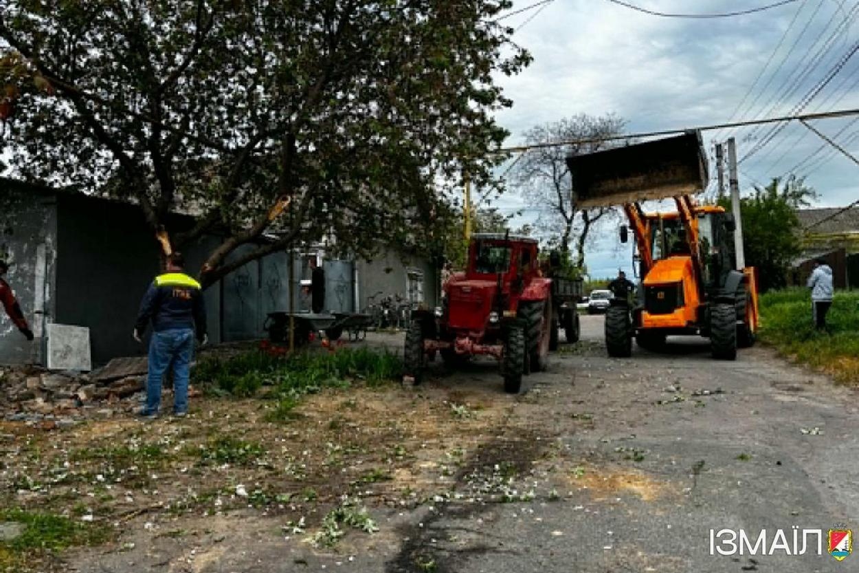 В Ізмаїлі йде ліквідація наслідків нічної атаки