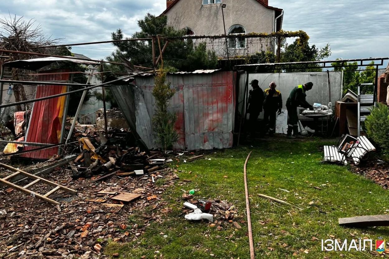 В Ізмаїлі йде ліквідація наслідків нічної атаки