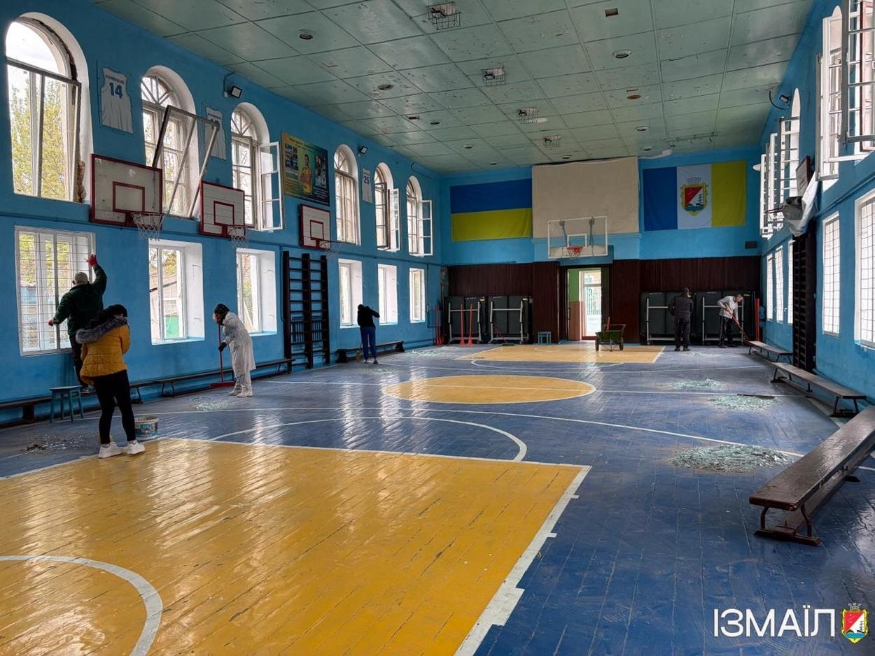 В Ізмаїлі йде ліквідація наслідків нічної атаки