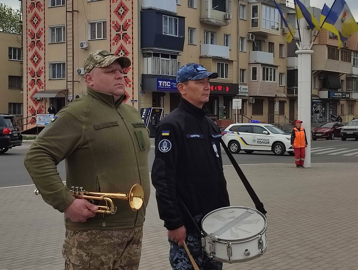 В Ізмаїлі підняли прапор Військово-морських Сил ЗСУ