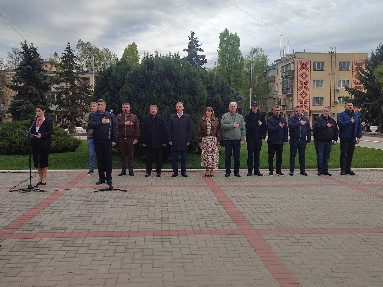 В Ізмаїлі підняли прапор Військово-морських Сил ЗСУ