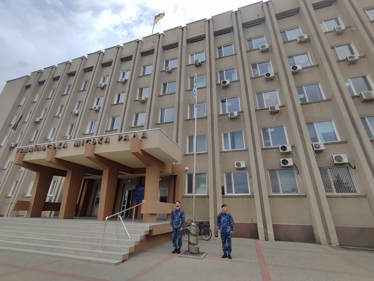 В Ізмаїлі підняли прапор Військово-морських Сил ЗСУ