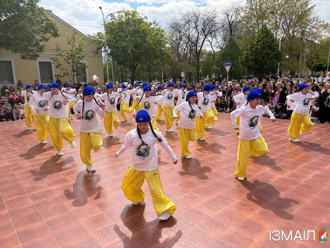 З нагоди Міжнародного дня танцю в Ізмаїлі відбувся благодійний захід на підтримку ЗСУ