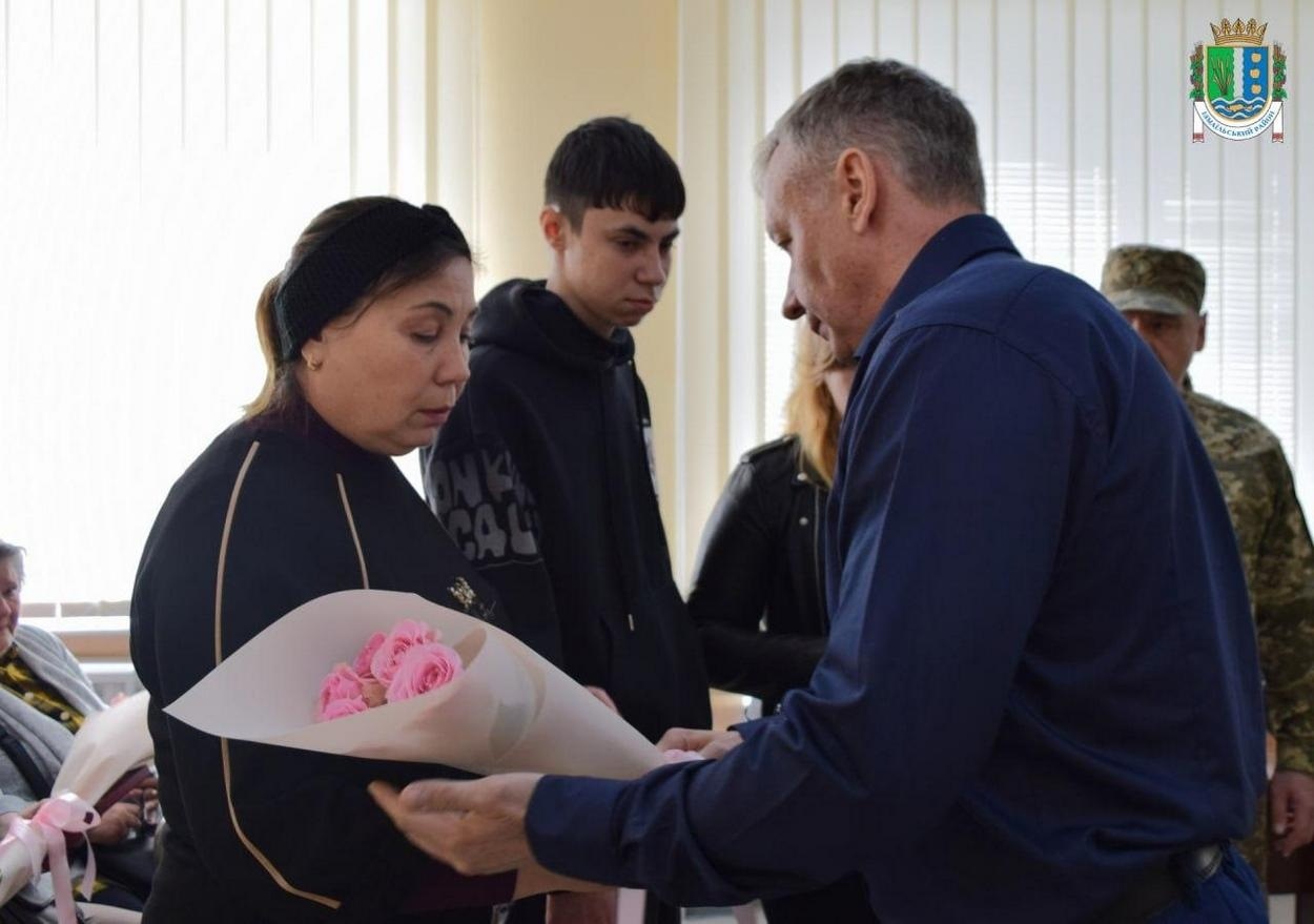В Ізмаїлі посмертні нагороди вручили родинам полеглих захисників