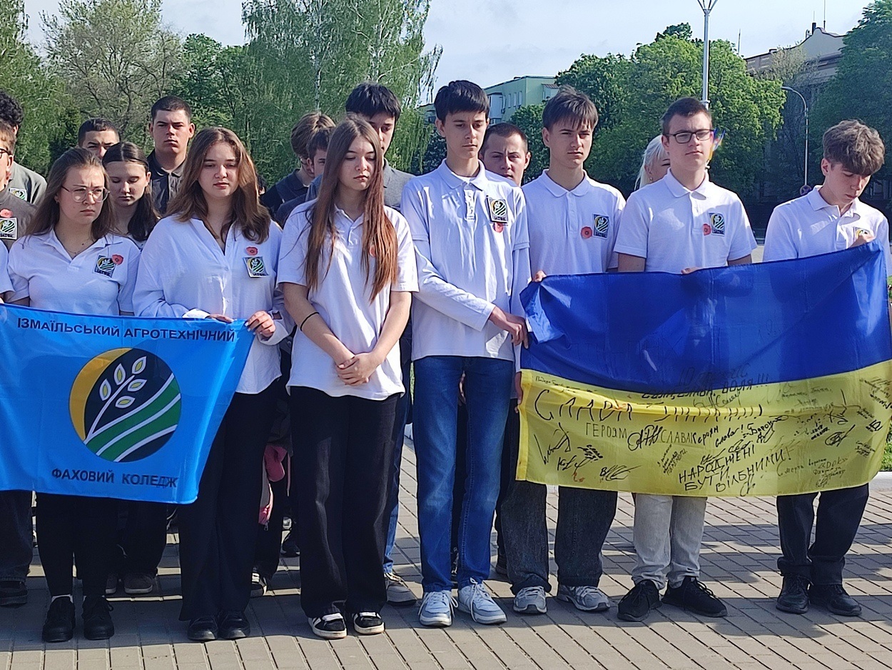 У День Пам’яті та Перемоги Ізмаїл вшанував подвиг ветеранів Другої світової та захисників України