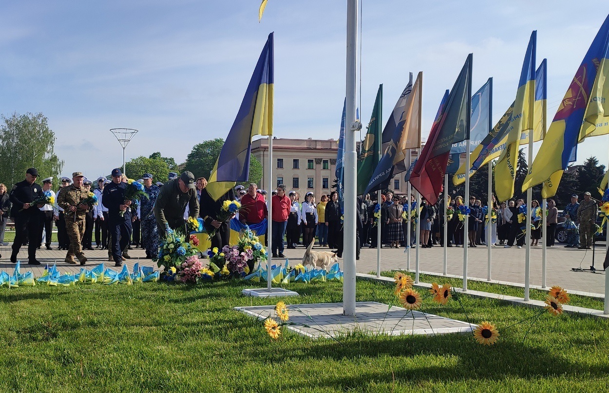 У День Пам’яті та Перемоги Ізмаїл вшанував подвиг ветеранів Другої світової та захисників України