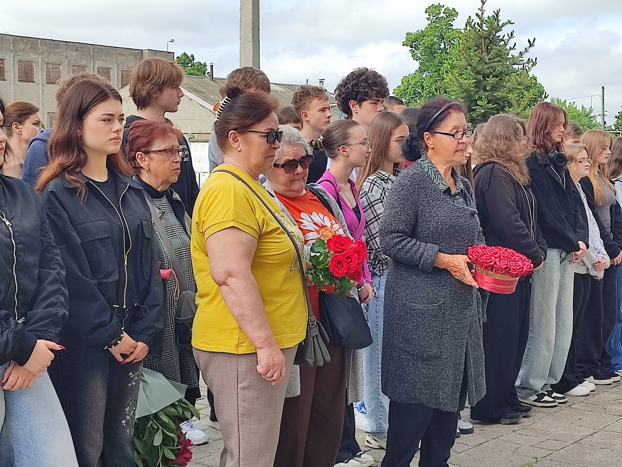 Меморіальну дошку з ім’ям полеглого воїна Сергія Семененка відкрили в Ізмаїлі