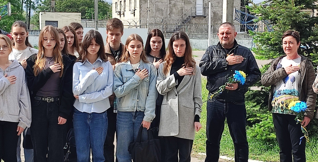 Меморіальну дошку з ім’ям полеглого воїна Сергія Семененка відкрили в Ізмаїлі
