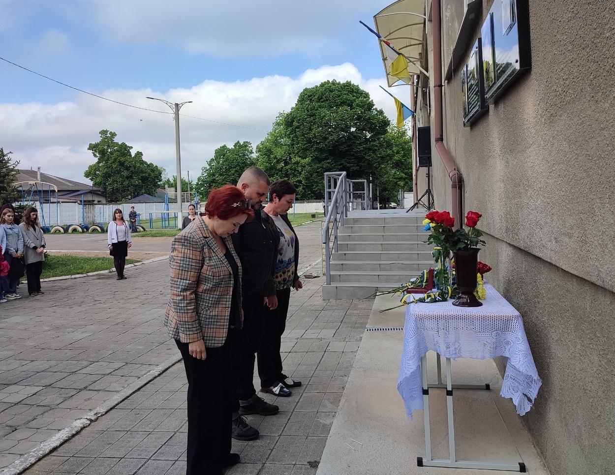 Меморіальну дошку з ім’ям полеглого воїна Сергія Семененка відкрили в Ізмаїлі