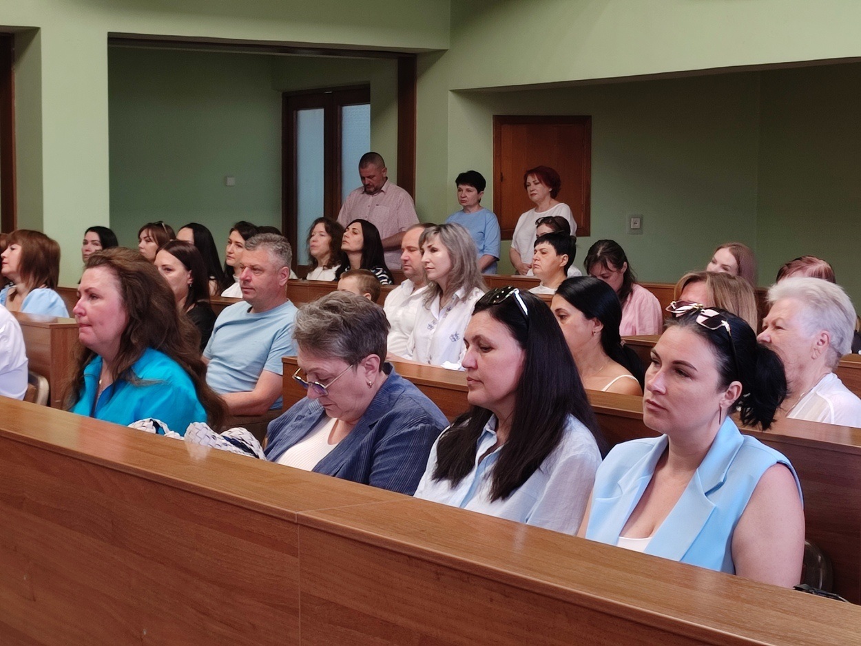 В Ізмаїлі урочисто відзначили найкращих випускників ліцеїв міста