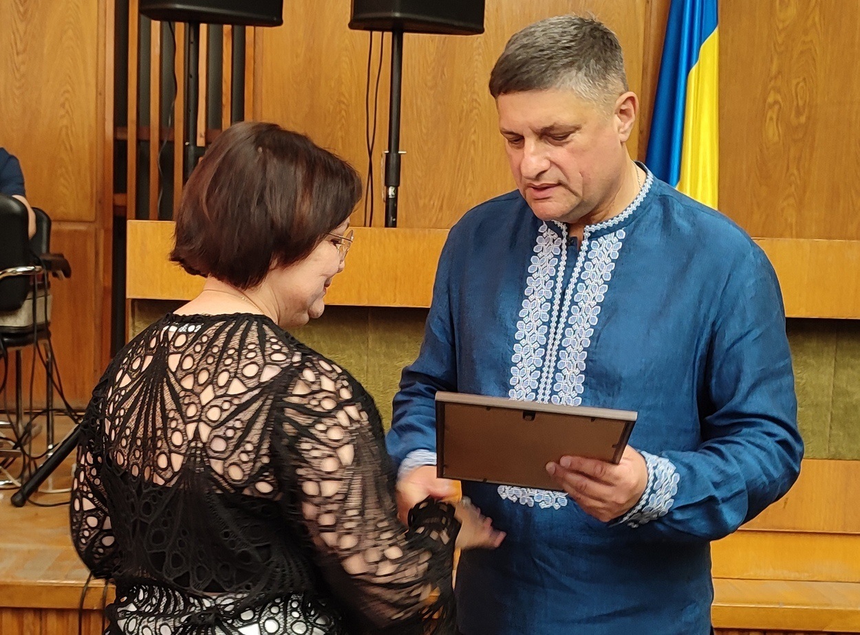 В Ізмаїлі урочисто відзначили найкращих випускників ліцеїв міста