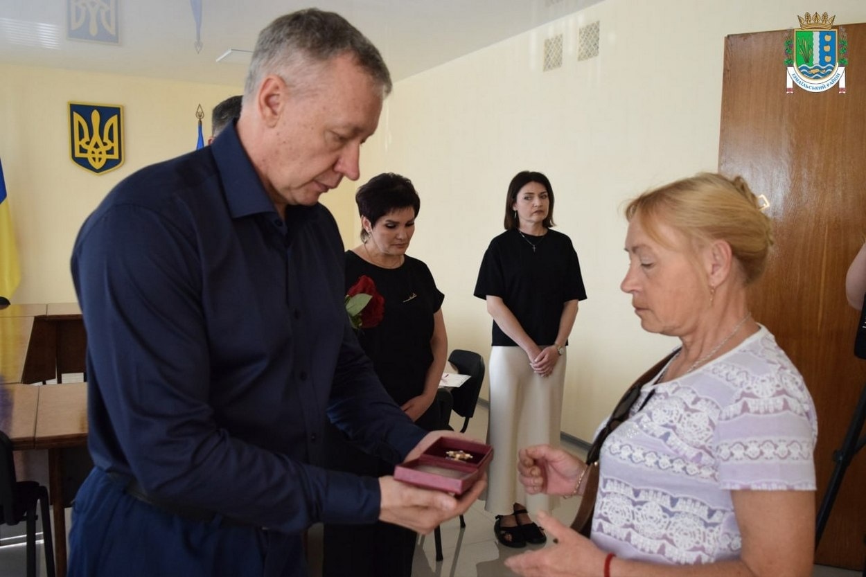 В Ізмаїлі родинам полеглих воїнів вручили посмертні державні відзнаки