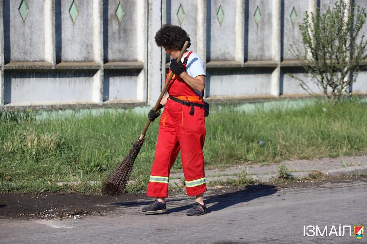 Внаслідок ворожого нальоту шахедів на Ізмаїл постраждала поліклініка Дунайської обласної лікарні