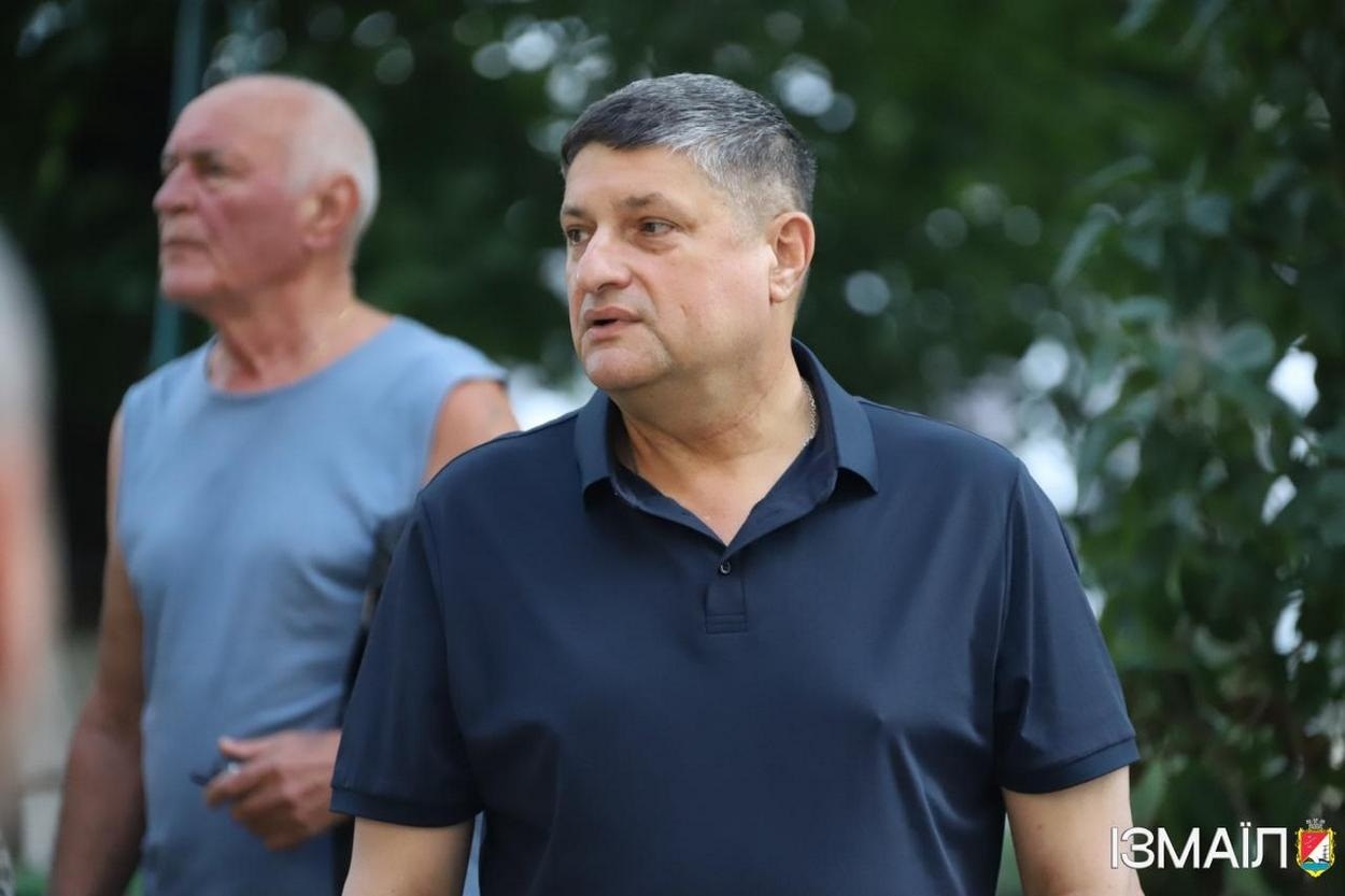 В Ізмаїлі, під час ворожої атаки на місто, в п’ятиповерхівку влучив шахед